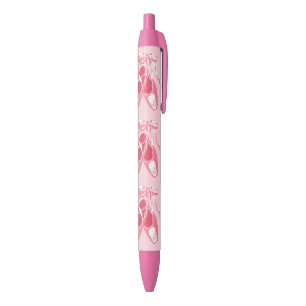 Stylos roses roses de chaussures de ballet