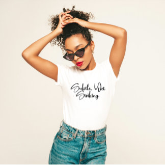 "Subtiel maar opvallend" zelfverzekerde minimalist T-shirt