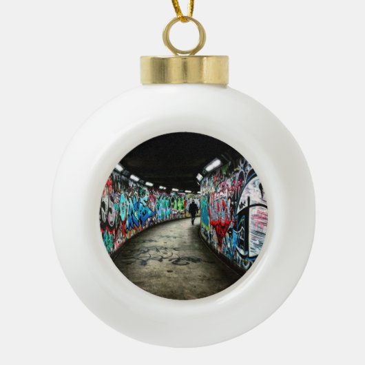 Subway graffiti keramische bal ornament (Voorkant)