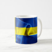 Suède Drapeau de la Mug blanche classique (Devant droit)