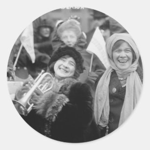 Suffragists Roos Sanderman en Elizabeth Freeman Ronde Sticker
