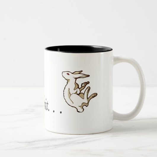 Suivez la tasse blanche de lapin (Droit)