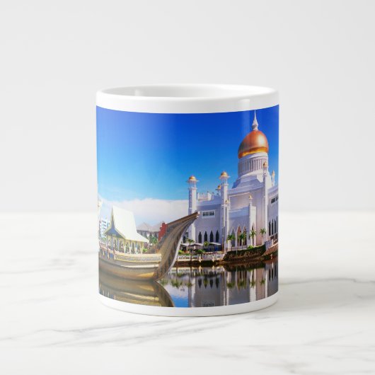 Sultan Omar Ali Saifuddien Mosque Extra Grote Beker (Voorkant)