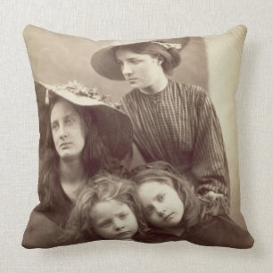 Summer Days, c.1866 (albumen print uit een collodi Kussen