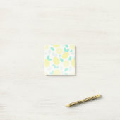 Summer Lemon Pattern in Cream Post-it® Notes (Op bureau)