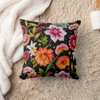 Summer Wilde Floral Art Black Sierkussen