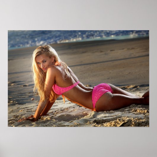 Sun drenched Beach babe Poster (Voorkant)