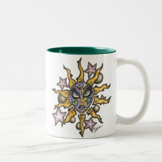 Sun et tasse de turquoise de fille de lune