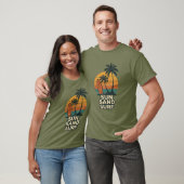 Sun Sand Surf – Retro Strandvibes T-shirt (Unisex)