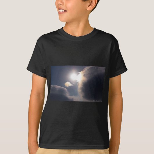 Sundog Rainbow Cloud Burst Apparel en Gifts T-shirt (Voorkant)