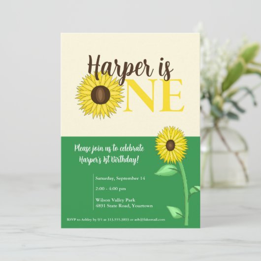 Sunflower 1er Anniversaire Fête Invitation (Debout devant)