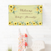 Sunflower Greenery Welcome Wedding Spandoek (Insitu)