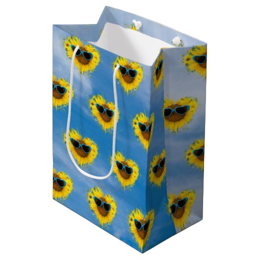 Sunflower Heart Abstract op Sky Medium Cadeauzakje (Voorkant Gekanteld)