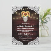 Sunflower Mason Jar Dentelle en bois Invitations d (Debout devant)