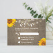 Sunflower & String Lights Burlap Wedding RSVP (Debout devant)