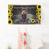 Sunflowers Country Graduation Party Bannière Brown (En situation)