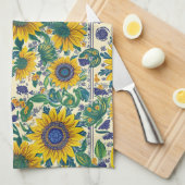 Sunflowers. Ukrainian folk art pattern. Theedoek (Quarter Fold)