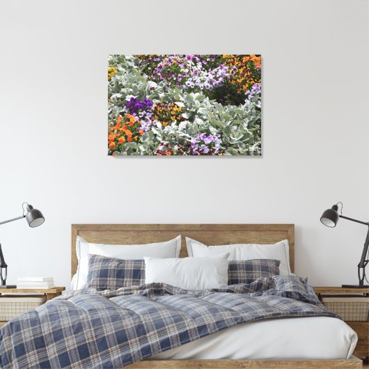 Sunny Flower Garden Canvas Afdruk (Insitu (Slaapkamer))