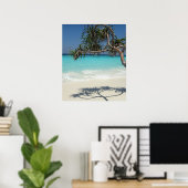 Sunny Tropical Beach Ocean Paradise Poster (Thuiskantoor)
