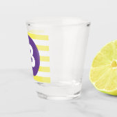 Sunny Yellow Striped Purple Monogram Shot Glas (Rechts)