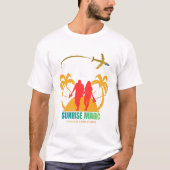 Sunrise Love Silhouette – Romantic Couple Beach  T-shirt (Voorkant)