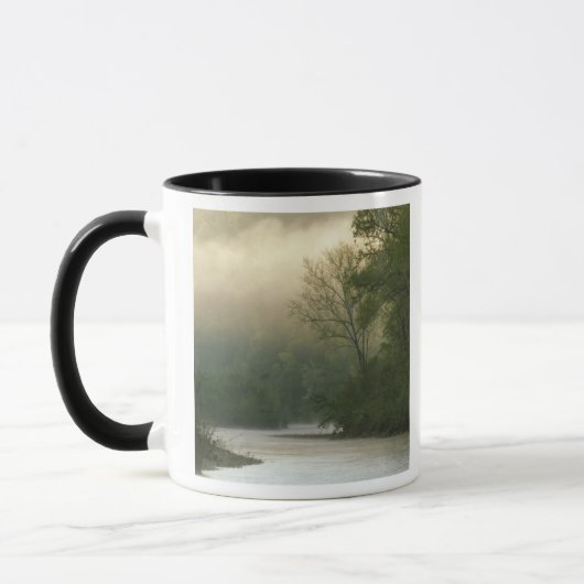 Sunrise through mist bekeken vanuit Red Bluff, Mok (Links)