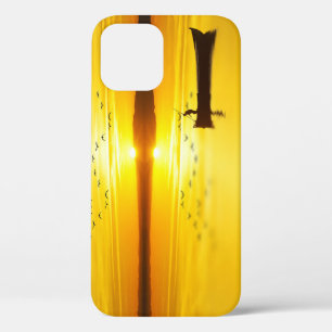 Sunrise Traditionele visser boot iPhone 12 Hoesje