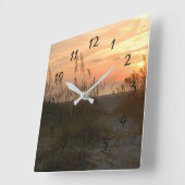 Sunrise Tybee Island, Géorgie Horloge murale (Angle)