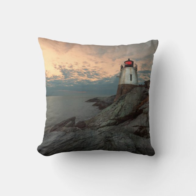 Sunset at Castle Hill Lighthouse Kussen (Voorkant)