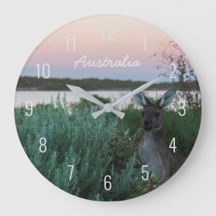 Sunset at the Lake, Pink Sky & Kangaroo Landscape Grote Klok