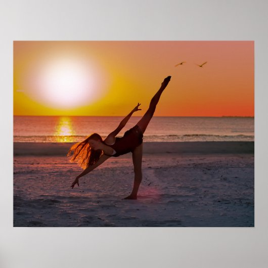 Sunset Ballet op de strand Poster (Voorkant)