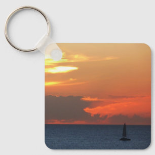 Sunset Clouds and Sailboat Seascape Sleutelhanger