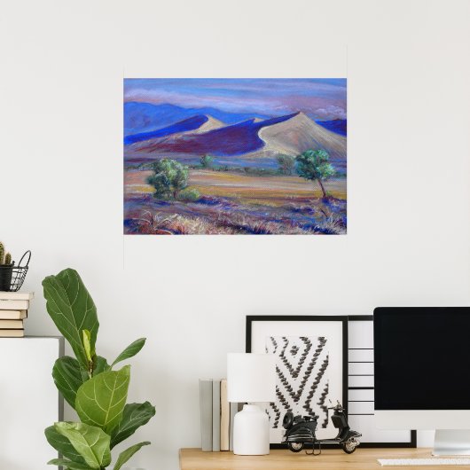 Sunset Dunes, Distant Mountains en Trees Poster (Thuiskantoor)