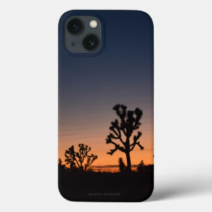 Sunset Joshua Trees iPhone 13 Hoesje