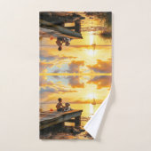 Sunset on the dock on the lake (Serviette à main)