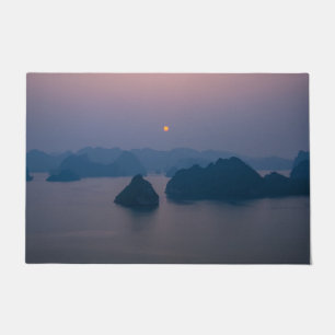 Sunset over Halong Bay - Vietnam, Azië Deurmat