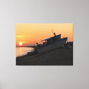 Sunset Over Hythe Bay Kent met Geviste Boat Canvas Afdruk
