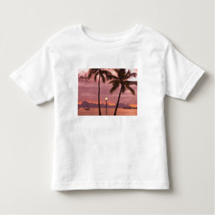 Sunset over Moorea van Sofitel Maeva Beach Kinder Shirts