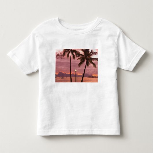 Sunset over Moorea van Sofitel Maeva Beach Kinder Shirts (Voorkant)