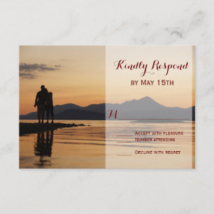Sunset Silhouette Couple Lake Wedding Cartes RSVP
