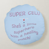 Super Celu, de genezings- en welzijnspop voor kind Rond Kussen (Achterkant)