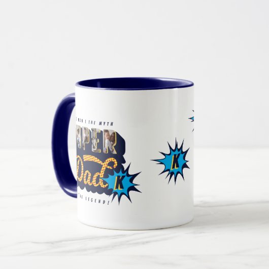 Super Dad Foto's The Man, Myth, Legend Monogram Mok (Voorkant links)