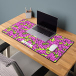 Super Hippie Neon rose et jaune motif floral<br><div class="desc">Mood Hippie Neon rose & Jaune Motif Floral. Personnalisez avec le nom au bas sur le rectangle blanc.</div>