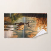 Superbe canard à douze points dans les eaux d'auto (Serviette à main)