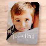 Superbe Papa depuis 20XX Moderne Simple Photo Élég<br><div class="desc">Ce design simple et moderne est composé d'une typographie serif et cursive et d'ajouter une photo personnalisée</div>
