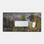 Superbe paysage d'automne sous les montagnes (Clavier et souris)