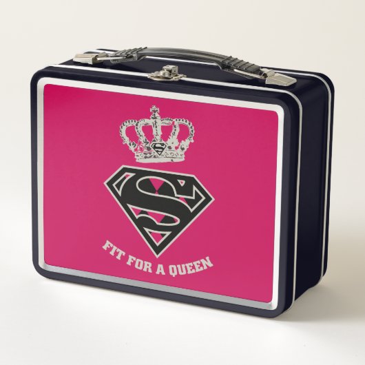 Supergirl S-Shield "Fit for a Queen" (Voorkant)