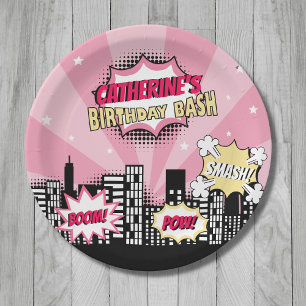 Superheld Comic Book Style Girl Birthday Pink Papieren Bordje
