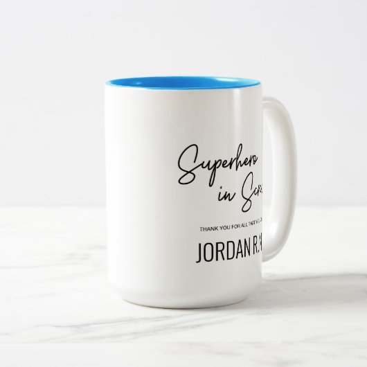 Superheld in Scrubs Gepersonaliseerd Bedankt verpl Tweekleurige Koffiemok (Voorkant rechts)