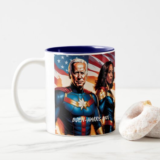 Superheld Joe Biden en Kamala Harris Tweekleurige Koffiemok (Met donut)